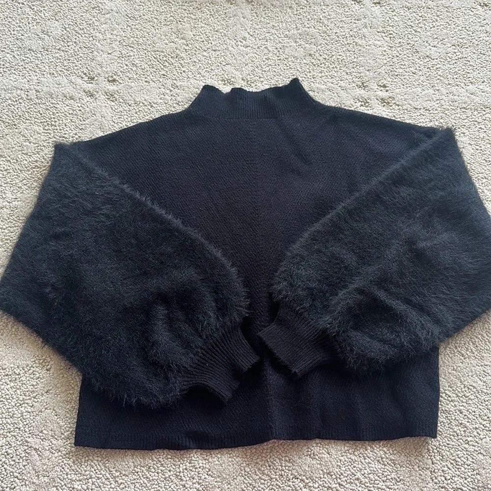 Line & Dot Black Claire Sweater Size M - Picture 9 of 9